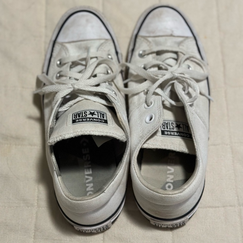 White womens converse